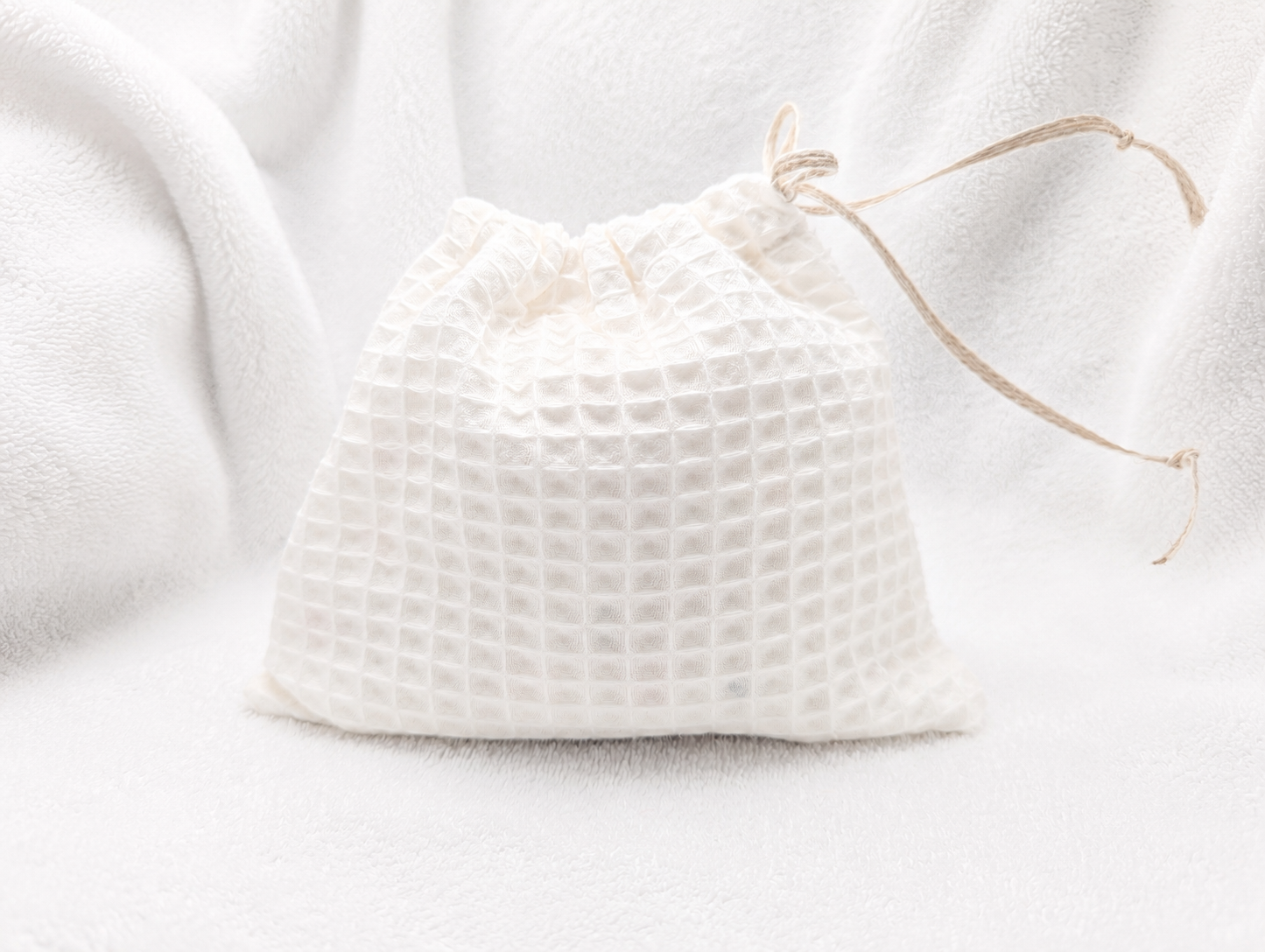 Kit Démaquillant Lavable à Pois – Bandeau, 4 Lingettes & Trousse